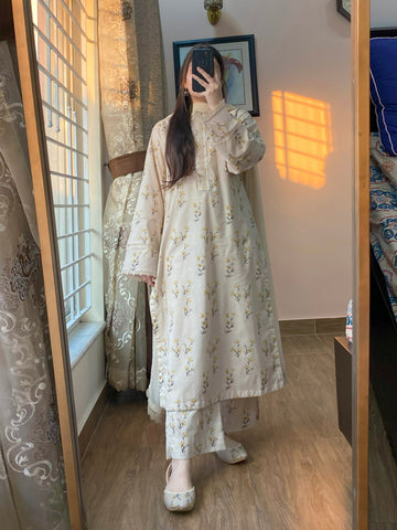 3 Piece  - beige floral